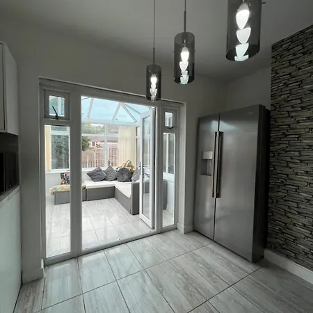 Luxproperties Birmingham Exterior photo